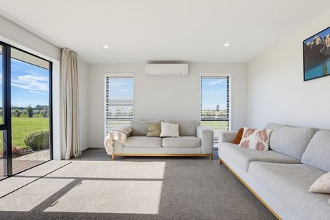 Photo of property in 32 Summers Road, Darfield, 7571