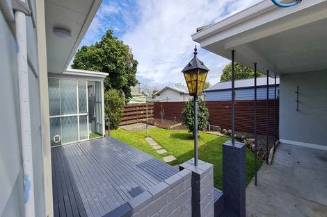Photo of property in 3 Bruce Place, Highbury, Palmerston North, 4412