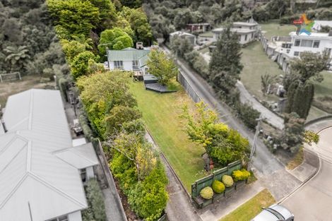 Photo of property in 21 Kennedy Grove, Stokes Valley, Lower Hutt, 5019