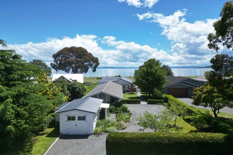 Photo of property in 24 Mahuta Road, Waitahanui, Taupo, 3378