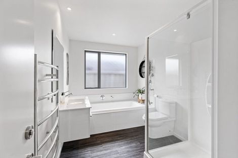 Photo of property in 6 Aroha Street, Pegasus, 7612