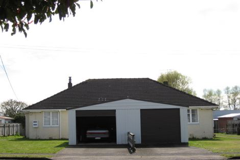 Photo of property in 78/78a Pembroke Road West, Stratford, 4332