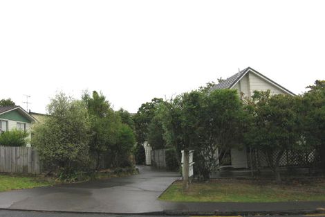 Photo of property in 2/20 Lavery Place, Sunnynook, Auckland, 0632
