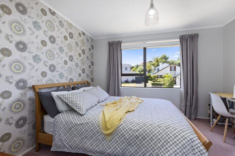 Photo of property in 32 Clearwater Terrace, Brown Owl, Upper Hutt, 5018