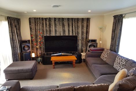 Photo of property in 9 Pembroke Street, Avondale, Christchurch, 8061