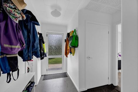 Photo of property in 20 Dudley Road Lower, Inglewood, 4386