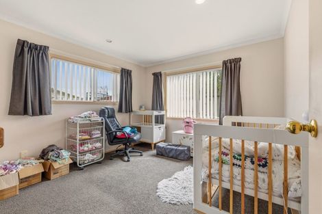 Photo of property in 2 Mcpherson Drive, Morrinsville, 3300