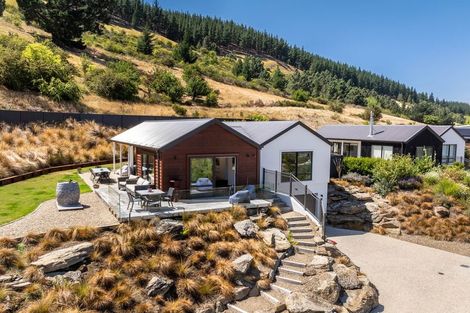 Photo of property in 26 Naylor Street, Clyde, 9330