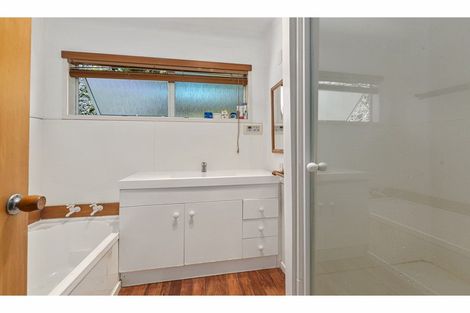 Photo of property in 12 Danbury Drive, Torbay, Auckland, 0630