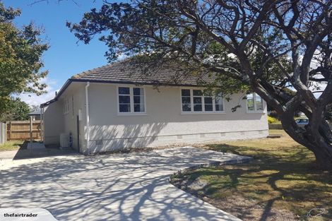 Photo of property in 2 Forth Terrace, Roslyn, Palmerston North, 4414