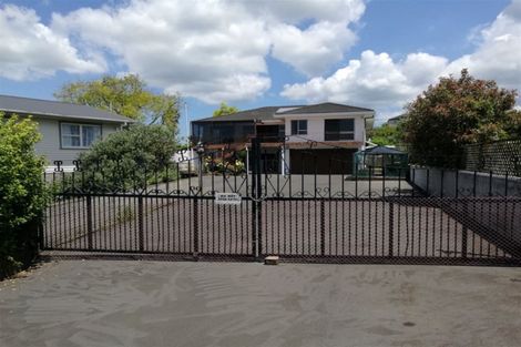 Photo of property in 191a Te Atatu Road, Te Atatu South, Auckland, 0610