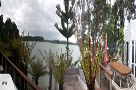 Photo of property in 23 Ferry Parade, Herald Island, Auckland, 0618