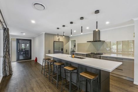 Photo of property in 11 Meadowbrook Place, Buckland, Pukekohe, 2677