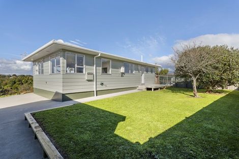 Photo of property in 7c Fairview Place, Westown, New Plymouth, 4310