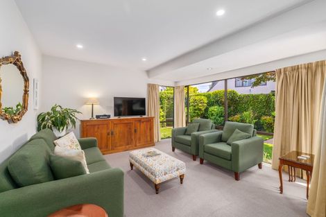 Photo of property in 33 Mcdougall Avenue, St Albans, Christchurch, 8014