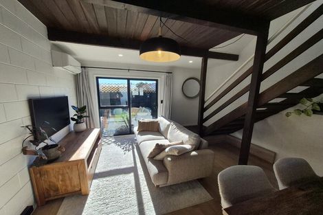 Photo of property in 6/9 Sherborne Street, St Albans, Christchurch, 8014