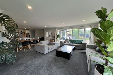 Photo of property in 12 Teagarden Close, Mairehau, Christchurch, 8052