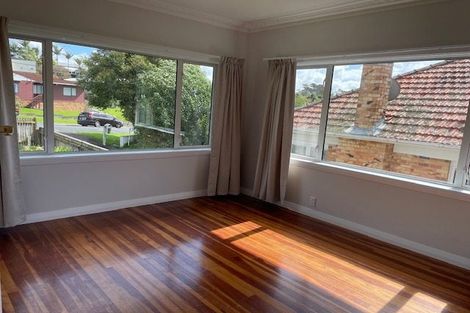 Photo of property in 2/3 Aorangi Place, Birkenhead, Auckland, 0626