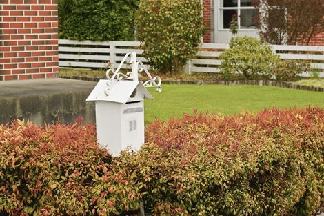 Photo of property in 11 Fairbrother Street, Carterton, 5713