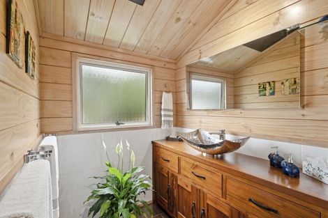 Photo of property in 18 Hurunui Lane, Kinloch, Taupo, 3377