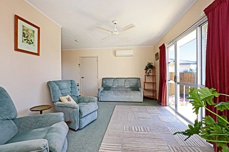 Photo of property in 18b Chester Street, Taradale, Napier, 4112