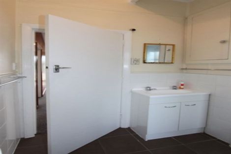 Photo of property in 2/71 Estuary Road, New Brighton, Christchurch, 8061