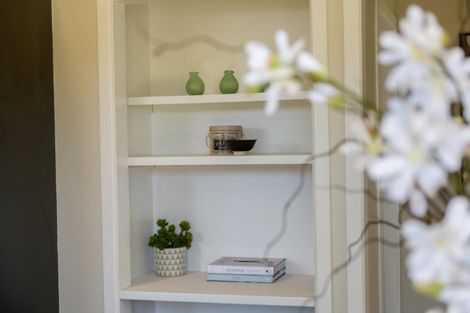 Photo of property in 20 Queen Road, Bellevue, Tauranga, 3110