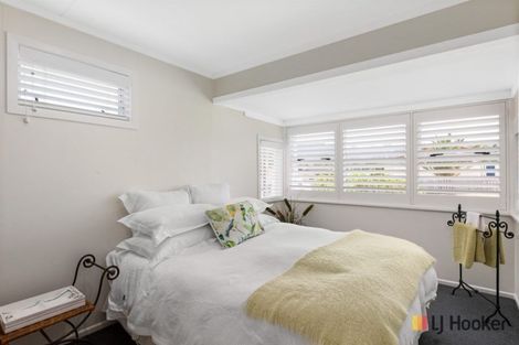 Photo of property in 1 Queen Street, Waihi Beach, 3611