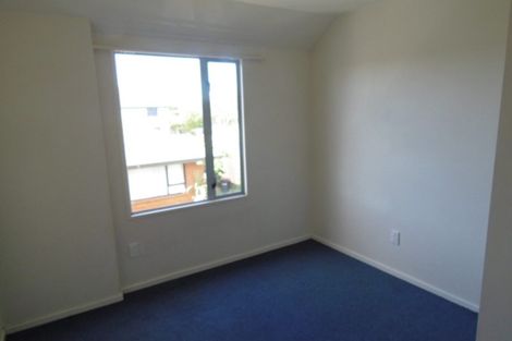 Photo of property in 2/72 Wainui Street, Riccarton, Christchurch, 8041