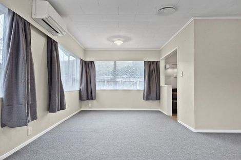 Photo of property in 32 Matthews Road, Wainuiomata, Lower Hutt, 5014