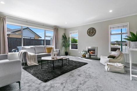 Photo of property in 5 Tulip Drive, Cambridge, 3434