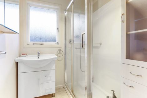 Photo of property in 27 Merriefield Avenue, Forrest Hill, Auckland, 0620