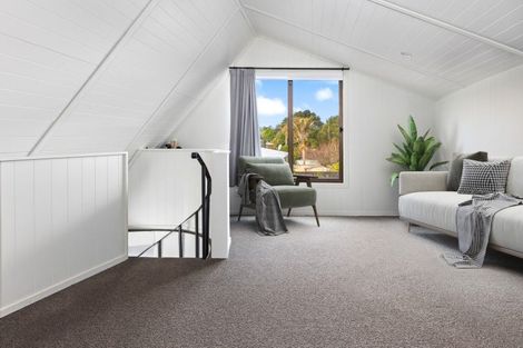 Photo of property in 4a Riverside Drive, Point Wells, 0986