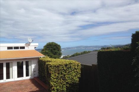 Photo of property in 37 Mulberry Street, Maungaraki, Lower Hutt, 5010