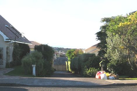 Photo of property in 12 Montgomery Avenue, Rothesay Bay, Auckland, 0630