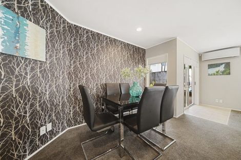 Photo of property in 1/28 Rochester Crescent, Somerville, Auckland, 2014