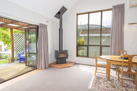 Photo of property in 27 Hood Crescent, Arrowtown, 9302