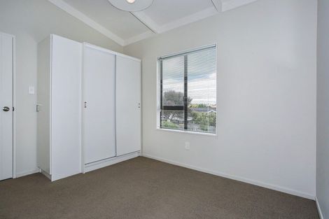 Photo of property in 11 Millen Place, Clarks Beach, 2122