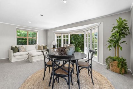 Photo of property in 76a Mangorei Road, Strandon, New Plymouth, 4312