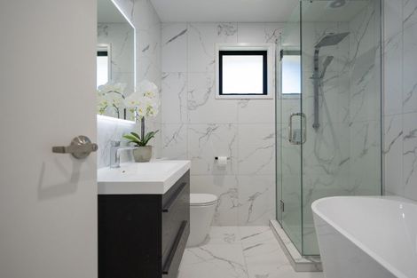 Photo of property in 6 Greenvale Place, Welcome Bay, Tauranga, 3112