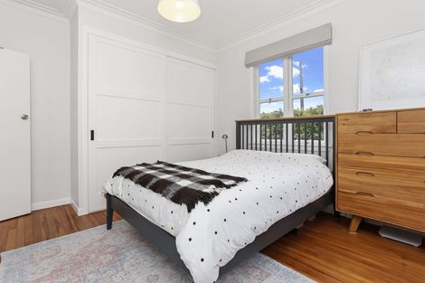 Photo of property in 58 Taylor Road, Mangere Bridge, Auckland, 2022