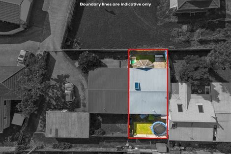 Photo of property in 2/9 Poinsettia Place, Henderson, Auckland, 0610