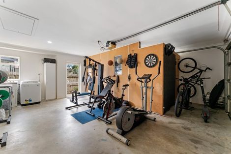 Photo of property in 1/64 Riverside Road, Orewa, 0931