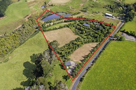 Photo of property in 525 Kaipikari Road, Urenui, 4375
