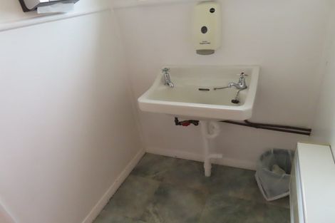 Photo of property in 58 Mclean Street, Woodville, 4920