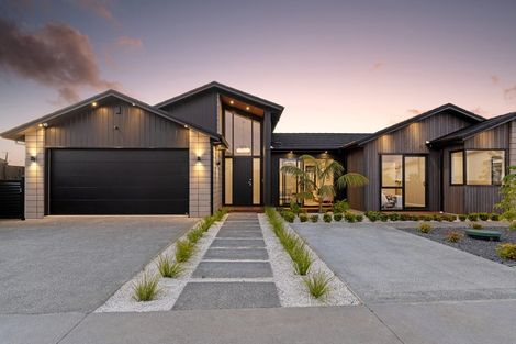 Photo of property in 56 Kewa Road, Albany Heights, Auckland, 0632