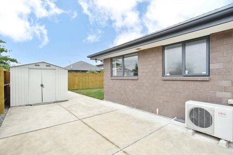Photo of property in 12 Beech Drive, Rangiora, 7400