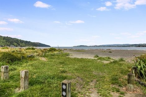 Photo of property in 37 Tuatoru Street, Eastbourne, Lower Hutt, 5013