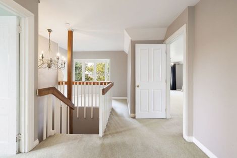 Photo of property in 128 River Road, Hamilton East, Hamilton, 3216