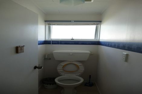 Photo of property in 51 Lynn Road, Bayview, Auckland, 0629